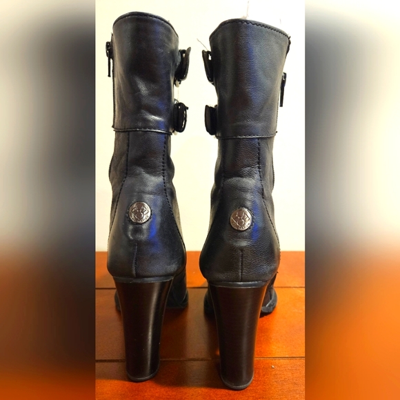 BCBG Martano Platform Booties - Picture 3 of 7